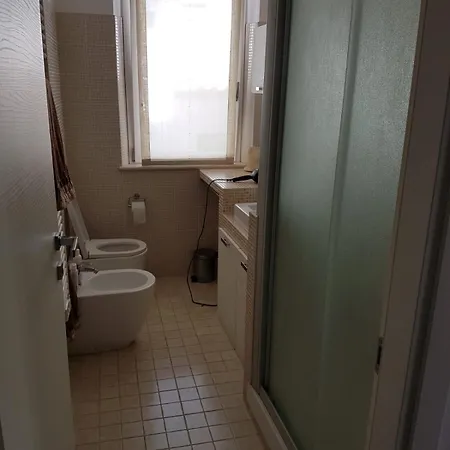 Pinkhouse Daire Civitanova Marche